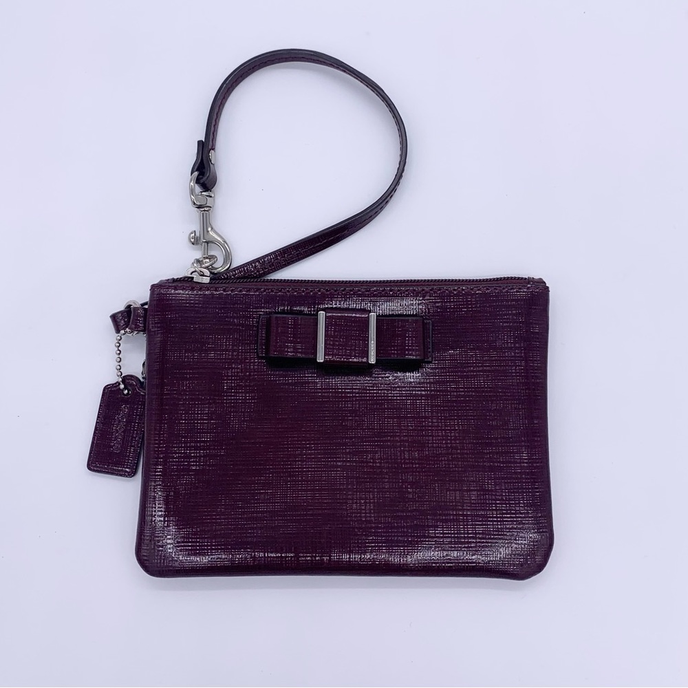 Coach Wristlet Patent Leather Burgundy Maroon